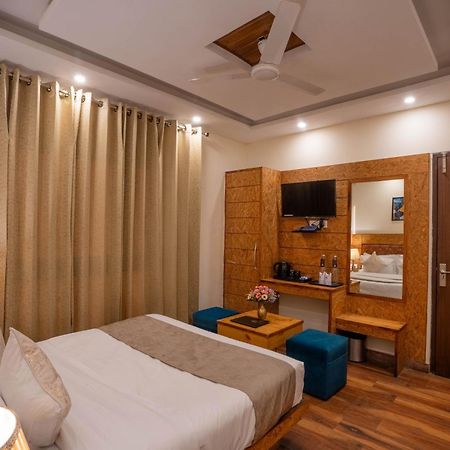 Perfectstayz Valley Vista 5 Min Walk To Mall Road Мусори Екстериор снимка