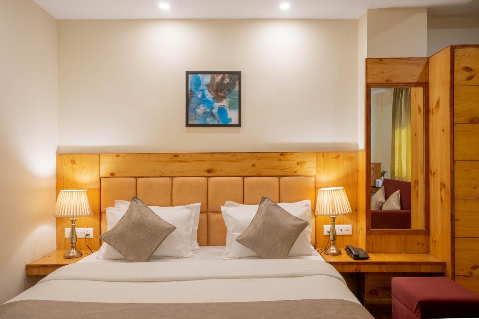 Perfectstayz Valley Vista 5 Min Walk To Mall Road Мусори Екстериор снимка