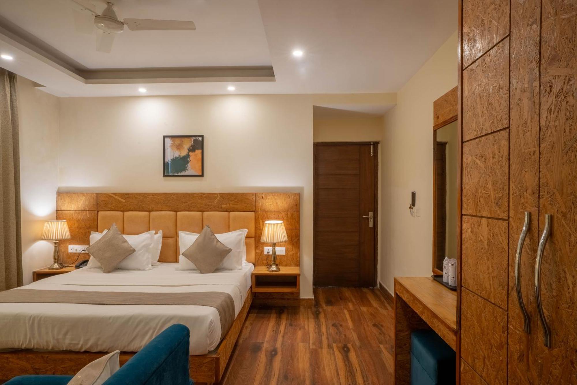 Perfectstayz Valley Vista 5 Min Walk To Mall Road Мусори Екстериор снимка